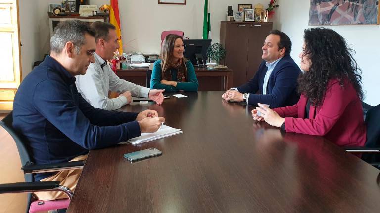 Un nuevo supermercado en La Carolina creará diez empleos Un nuevo supermercado en La Carolina creará diez empleos