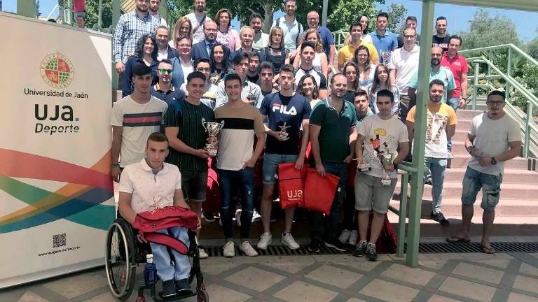 Fin de temporada en la Universidad Fin de temporada en la Universidad