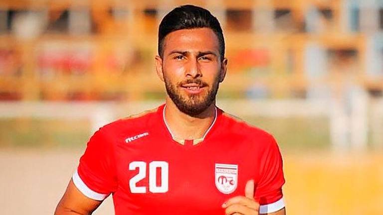 Irán niega que el futbolista Amir Nasr Azadani esté condenado a muerte Irán niega que el futbolista Amir Nasr Azadani esté condenado a muerte