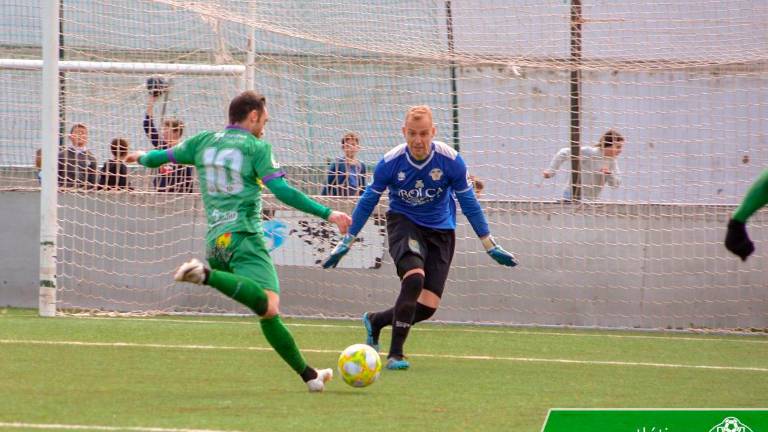 Los goles de Urko Arroyo le dan cuatro puntos al Mancha Real