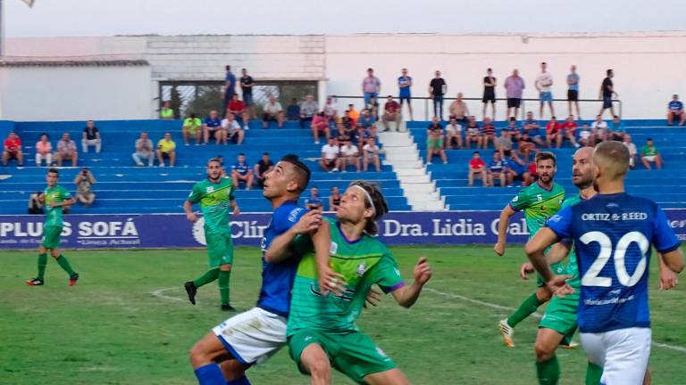 Chendo pisa fuerte y es otra vez la bandera del gol azulillo