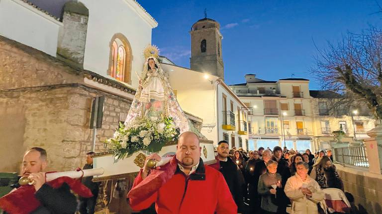 Noalejo se une en devoción por la Virgen del Rosario Noalejo se une en devoción por la Virgen del Rosario