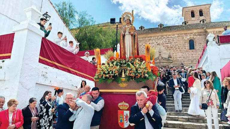San Gregorio Nacianceno bendice Pegalajar con una emotiva procesión San Gregorio Nacianceno bendice Pegalajar con una emotiva procesión