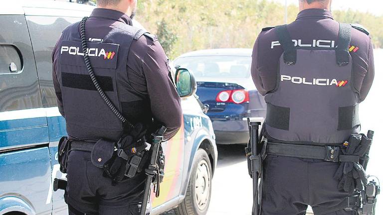 Detenido por asaltar a una mujer y atracar una panadería Detenido por asaltar a una mujer y atracar una panadería