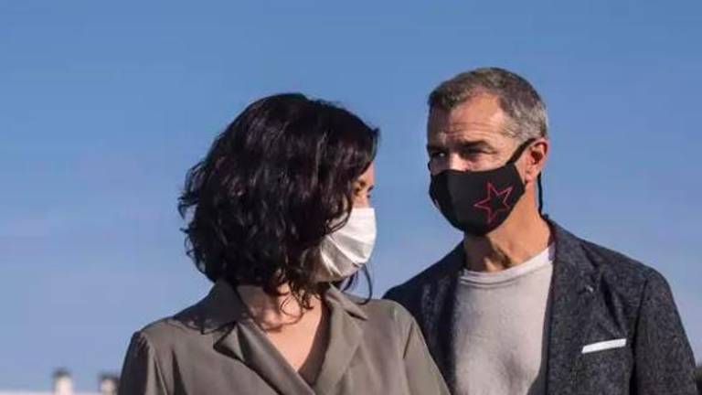 La Justicia saca de la lista del PP a Toni Cantó y Agustín Conde al considerarlos inelegibles La Justicia saca de la lista del PP a Toni Cantó y Agustín Conde al considerarlos inelegibles