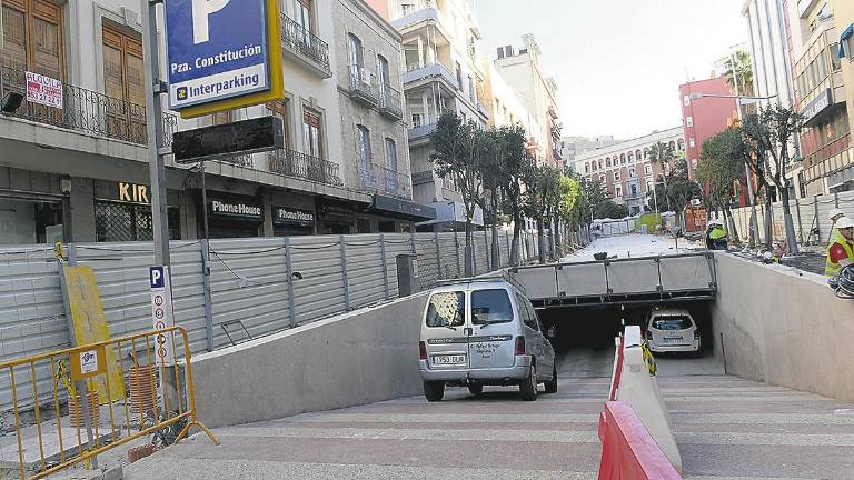 La nueva entrada para el aparcamiento, “a estrenar”