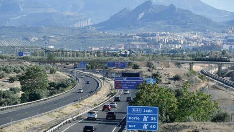 La Operación Salida comienza en Jaén con 449 incidencias La Operación Salida comienza en Jaén con 449 incidencias