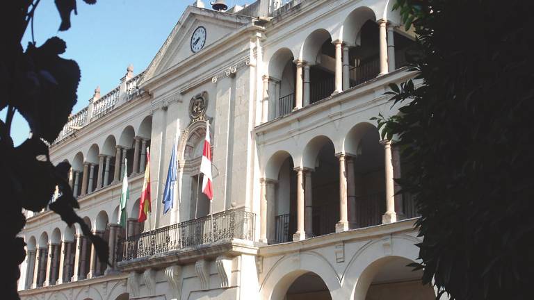 El pleno recurre al Plan Itínere para arreglar caminos rurales El pleno recurre al Plan Itínere para arreglar caminos rurales