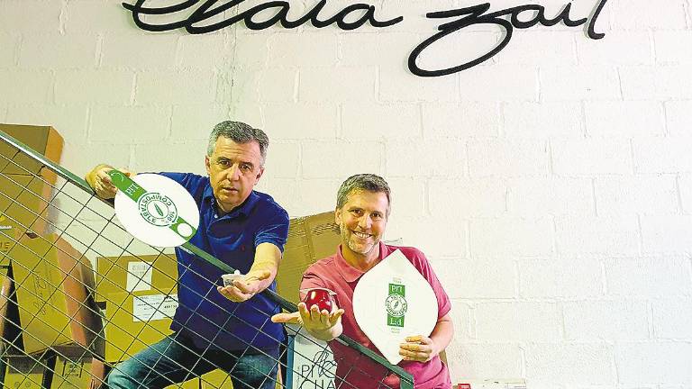 Tapas compostables, medida para seguir con catas de aceite Tapas compostables, medida para seguir con catas de aceite