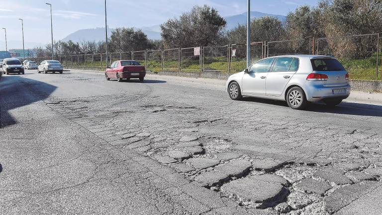 Mejoras en el asfaltado para el Polígono de los Olivares Mejoras en el asfaltado para el Polígono de los Olivares