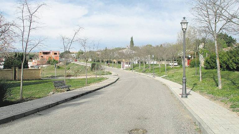 Gasto de 16.000 euros para farolas en la Fuente del Rey