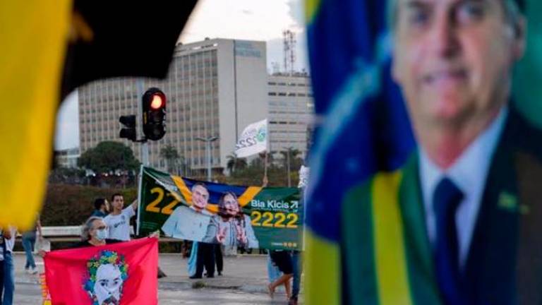 Lula y Bolsonaro dirimirán en una segunda vuelta el futuro de Brasil Lula y Bolsonaro dirimirán en una segunda vuelta el futuro de Brasil