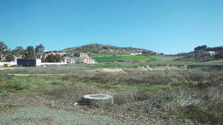 Nuevo palo para propietarios de la urbanización El Ferial Nuevo palo para propietarios de la urbanización El Ferial