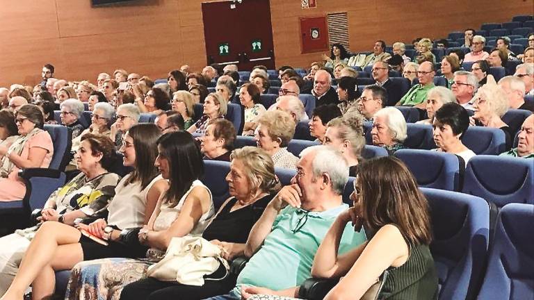 La Universidad de Mayores clausura el curso académico