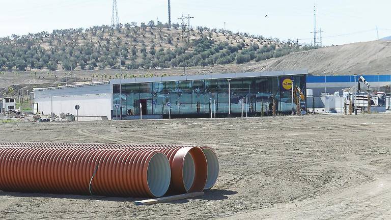 Worten renuncia al Jaén Plaza por los retrasos del proyecto Worten renuncia al Jaén Plaza por los retrasos del proyecto