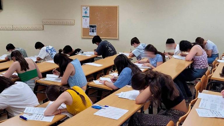Más de 700 estudiantes se matriculan en la convocatoria extraordinaria de la PAU Más de 700 estudiantes se matriculan en la convocatoria extraordinaria de la PAU