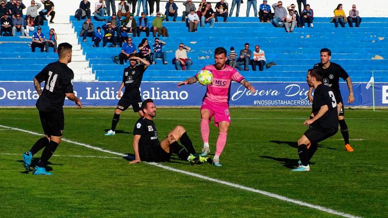 El Linares pierde en el partido de la reivindicación El Linares pierde en el partido de la reivindicación
