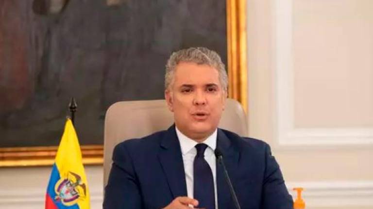 El presidente de Colombia, Iván Duque, escapa ileso de un ataque a tiros contra su helicóptero