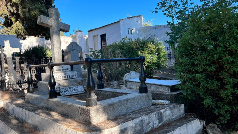 Los camposantos de Pozo Alcón y Linares optan al premio Mejor Cementerio de España Los camposantos de Pozo Alcón y Linares optan al premio Mejor Cementerio de España