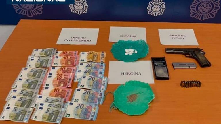 Dos detenidos por tráfico de drogas y tenencia ilícita de armas Dos detenidos por tráfico de drogas y tenencia ilícita de armas