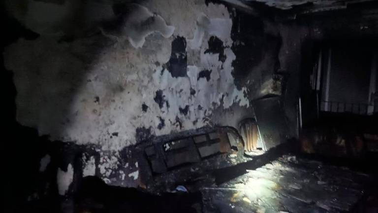 Muere un matrimonio en un incendio en Utrera (Sevilla) a causa de una estufa Muere un matrimonio en un incendio en Utrera (Sevilla) a causa de una estufa