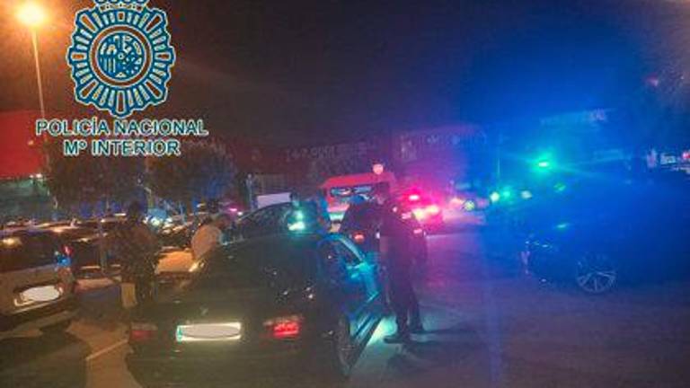 Identificadas 66 personas y 24 vehículos en un control de carreras ilegales en Sevilla Identificadas 66 personas y 24 vehículos en un control de carreras ilegales en Sevilla