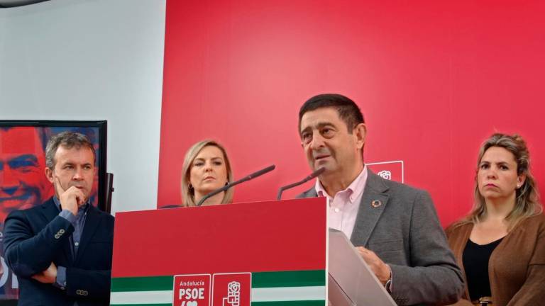 Reyes: “Juanma Moreno es el enterrador de la sanidad pública en Andalucía” Reyes: “Juanma Moreno es el enterrador de la sanidad pública en Andalucía”