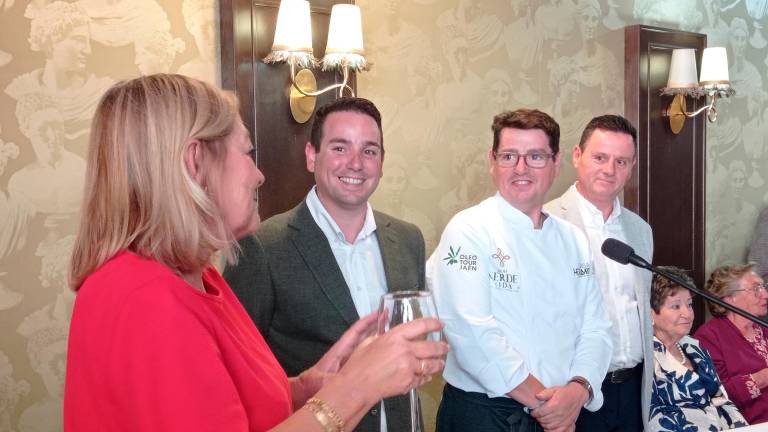 Don Verde Vida homenajea a Herminia Fernández con un aove “royal” Don Verde Vida homenajea a Herminia Fernández con un aove “royal”