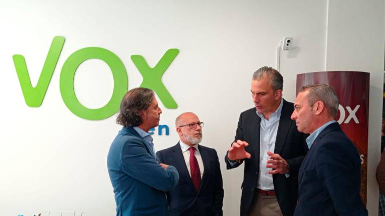 Vox sale a ganar para “transformar” Andalucía Vox sale a ganar para “transformar” Andalucía