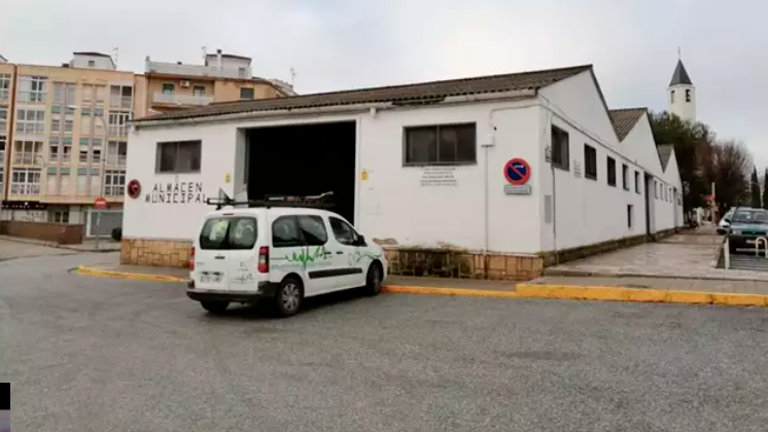 El nuevo centro de salud de Alcalá la Real se ubicará en la parcela de las cocheras municipales El nuevo centro de salud de Alcalá la Real se ubicará en la parcela de las cocheras municipales