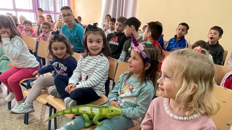 Despedida en el colegio Nuestra Señora de Belén con ‘Cumpleaños feliz’ Despedida en el colegio Nuestra Señora de Belén con ‘Cumpleaños feliz’