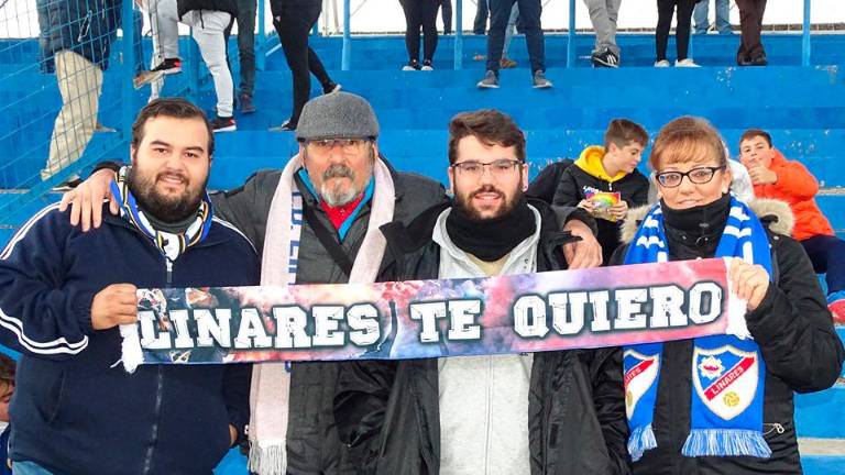 El Linares vence con su versión más pausada y controladora El Linares vence con su versión más pausada y controladora