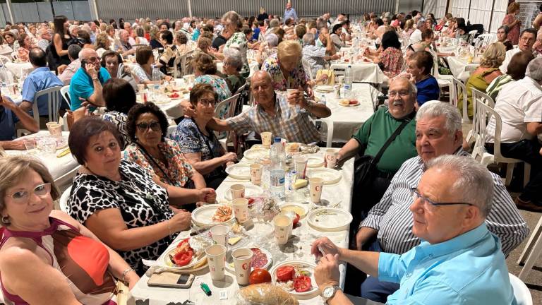 Más de 1.500 personas mayores celebran la feria en Andújar Más de 1.500 personas mayores celebran la feria en Andújar