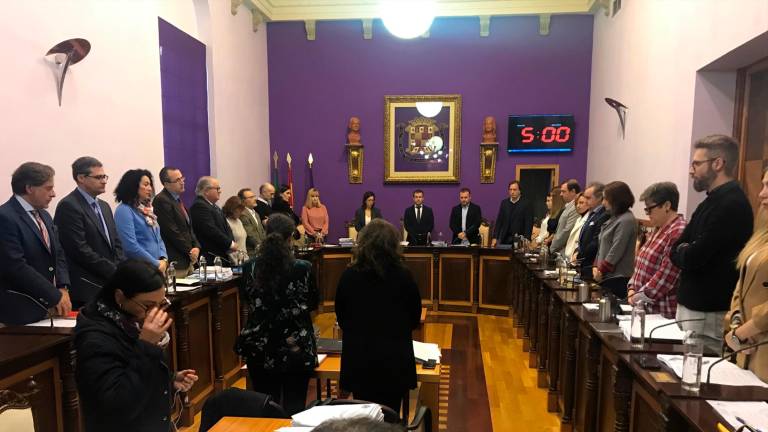 Un pleno tenso consuma la extinción de Onda Jaén Un pleno tenso consuma la extinción de Onda Jaén