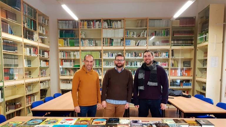 Cero Culture entrega un lote de libros al “Francisco de los Cobos” Cero Culture entrega un lote de libros al “Francisco de los Cobos”