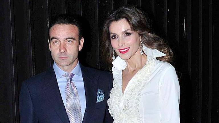 Enrique Ponce y Paloma Cuevas emiten un comunicado conjunto confirmando su separación Enrique Ponce y Paloma Cuevas emiten un comunicado conjunto confirmando su separación