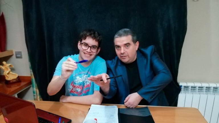 “Trabajas o Teatras” lanza una serie por el encierro “Trabajas o Teatras” lanza una serie por el encierro