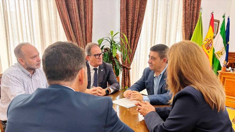 La Diputación de Jaén reconoce a Cruz Roja su labor en la inserción laboral de colectivos vulnerables La Diputación de Jaén reconoce a Cruz Roja su labor en la inserción laboral de colectivos vulnerables