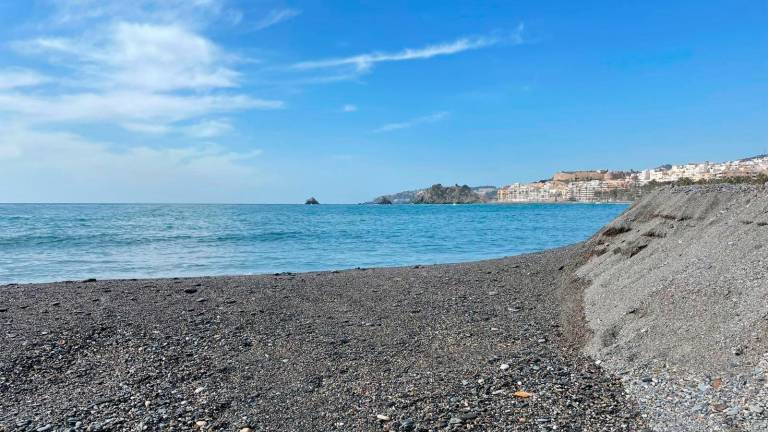 Activan la búsqueda por mar de un anciano desaparecido en Almuñécar Activan la búsqueda por mar de un anciano desaparecido en Almuñécar