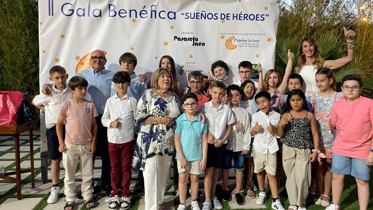 Una noche mágica por todos los pequeños “héroes” Una noche mágica por todos los pequeños “héroes”