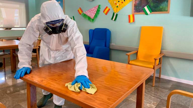 Los ingresos bajan de los 300 desde el inicio de la pandemia Los ingresos bajan de los 300 desde el inicio de la pandemia