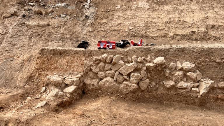 Hallazgo arqueológico en la carretera de Córdoba: ¿Qué han encontrado? Hallazgo arqueológico en la carretera de Córdoba: ¿Qué han encontrado?