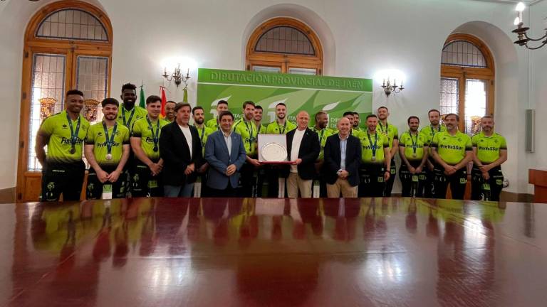 Reyes felicita al Jaén Paraíso Interior al proclamarse subcampeón de la Copa del Rey Reyes felicita al Jaén Paraíso Interior al proclamarse subcampeón de la Copa del Rey