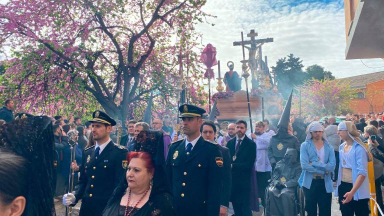 La Sagrada Lanzada hace historia con su primera salida procesional La Sagrada Lanzada hace historia con su primera salida procesional