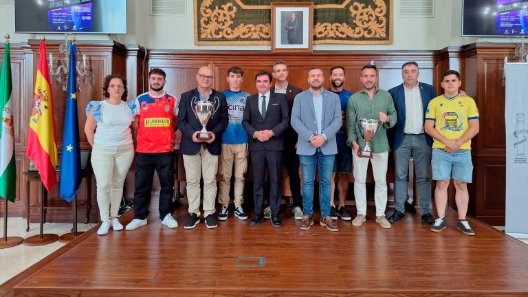 Apenas quedan horas para la gran final de la Copa Subdelegado de Fútbol en Porcuna Apenas quedan horas para la gran final de la Copa Subdelegado de Fútbol en Porcuna