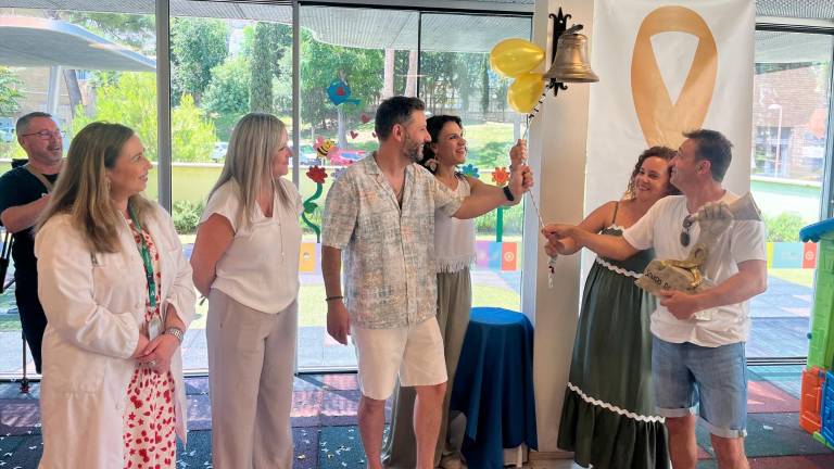 El Hospital instala una campana para menores que han superado un cáncer El Hospital instala una campana para menores que han superado un cáncer