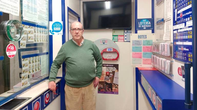 La Lotería Nacional deja al menos 60.000 euros en Santisteban del Puerto La Lotería Nacional deja al menos 60.000 euros en Santisteban del Puerto