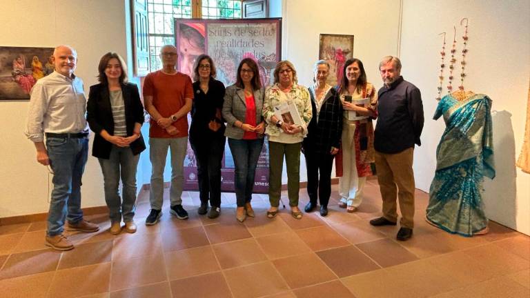 La desigualdad de mujeres y niñas indias a través de una muestra en Jaén La desigualdad de mujeres y niñas indias a través de una muestra en Jaén