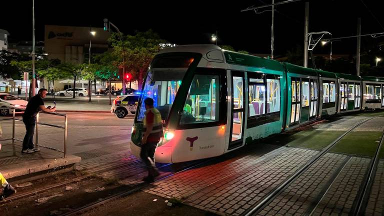 El tranvía hace el recorrido completo después de 14 años El tranvía hace el recorrido completo después de 14 años