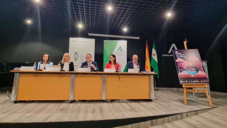 Marta Torres, María Espejo, José Ayala, África Colomo y Francisco Miguel González en la presentación este miércoles. / Junta de Andalucía.